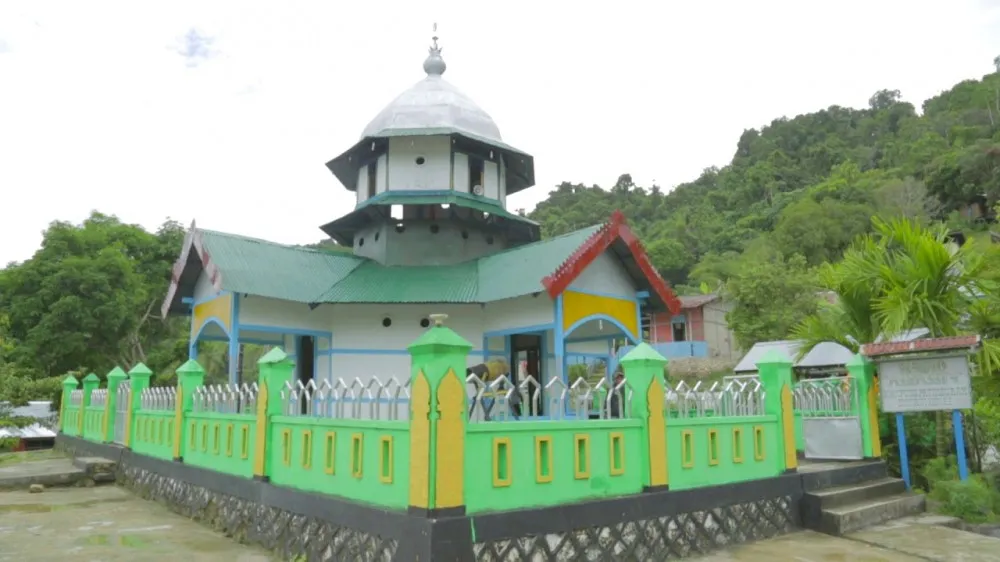 Masjid Patimburak, Masjid Tertua di Papua