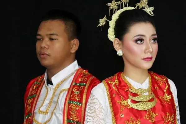 Keunikan Pakaian Adat Maluku