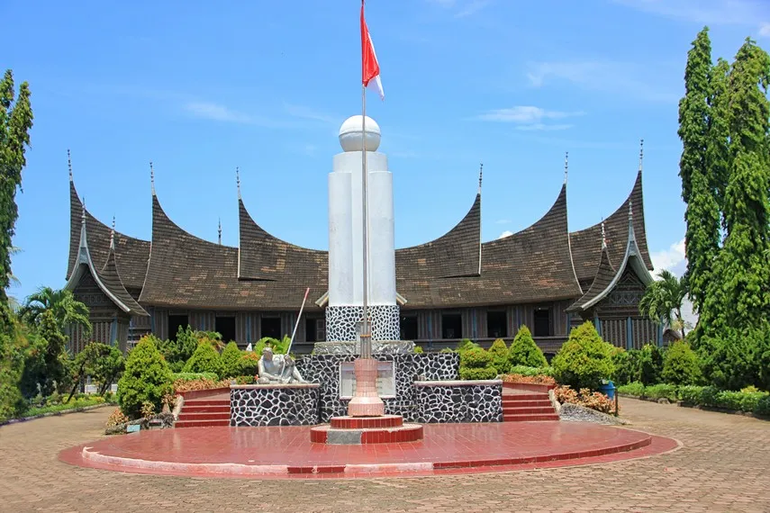 Museum Adityawarman catatan sejarah Sumatra Barat