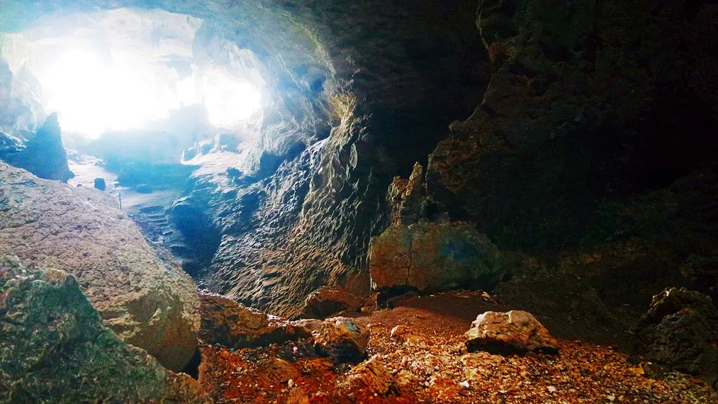 Menjejaki Keindahan Gua Batu Hapu, Binuang Kalimantan Selatan